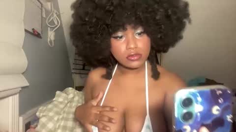 Snapshot of plushicore chatting on November 9, 2025, 2:54 am stariette online show from November 9, 2025, 2:54 am