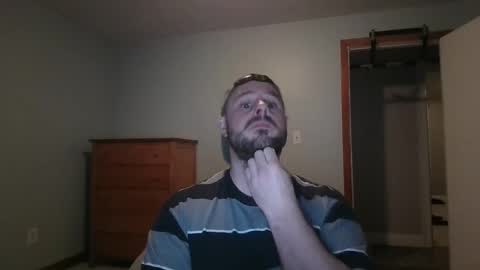 Snapshot of pluski155 chatting on December 26, 2024, 5:47 am Evan online show from December 26, 2024, 5:47 am