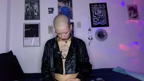    online show from November 28, 2025, 2:58 am