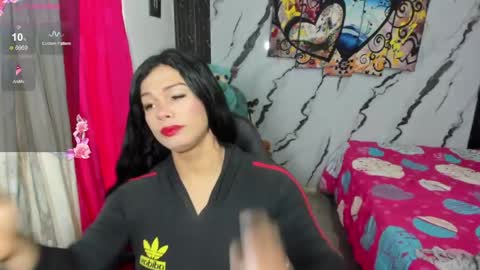 Snapshot of pocahontas_98113116 chatting on May 9, 2026, 1:16 pm lesly pagina azul pocahontas982 online show from May 9, 2026, 1:16 pm