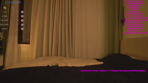 Snapshot of pocahontascb chatting on October 26, 2025, 4:13 pm online show from October 26, 2025, 4:13 pm