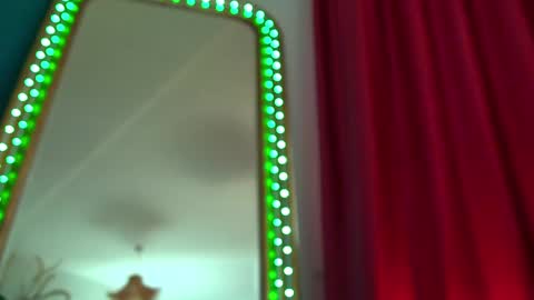 poison_milf_ online show from April 16, 2026, 4:35 am