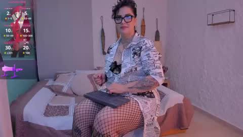 poisson_ivy_ online show from March 8, 2025, 4:23 am