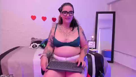 poisson_ivy_ online show from September 10, 2025, 8:31 pm