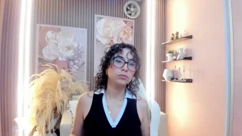 Snapshot of pola_adams chatting on September 24, 2025, 10:18 am PAOLA or pola online show from September 24, 2025, 10:18 am