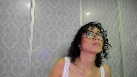 Snapshot of pola_adams chatting on October 30, 2025, 2:24 am PAOLA or pola online show from October 30, 2025, 2:24 am