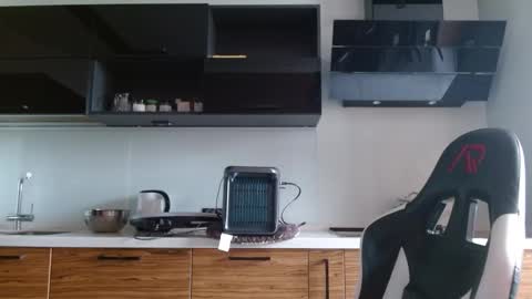 Poliglotjoe2 online show from February 27, 2026, 11:54 am