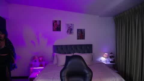 Snapshot of polilla_10_ chatting on December 7, 2024, 5:26 am Poli online show from December 7, 2024, 5:26 am