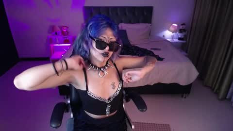 Snapshot of polilla_10_ chatting on December 7, 2024, 9:28 am Poli online show from December 7, 2024, 9:28 am