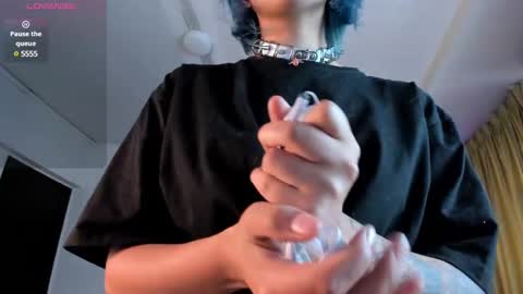 Snapshot of polilla_10_ chatting on March 11, 2025, 5:46 pm Poli online show from March 11, 2025, 5:46 pm