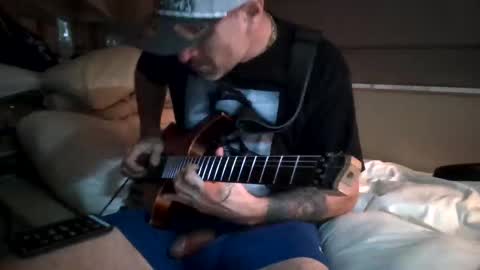 jaws online show from September 29, 2025, 5:23 am