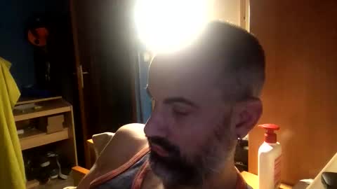 Snapshot of pollito1985 chatting on February 15, 2026, 5:37 am DIEGO O DIEGUITO online show from February 15, 2026, 5:37 am