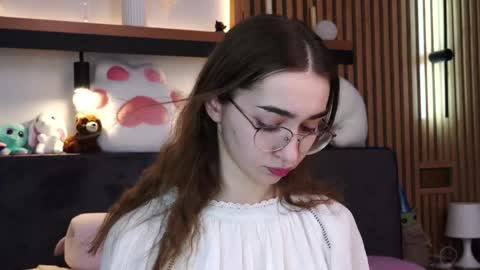 Polly online show from February 7, 2026, 7:34 am