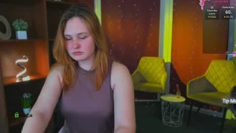 Snapshot of polly_cute1 chatting on April 30, 2026, 7:31 pm polly_cute1 online show from April 30, 2026, 7:31 pm
