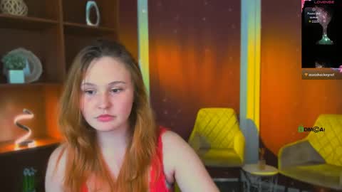 Snapshot of polly_cute1 chatting on May 7, 2026, 7:41 pm polly_cute1 online show from May 7, 2026, 7:41 pm