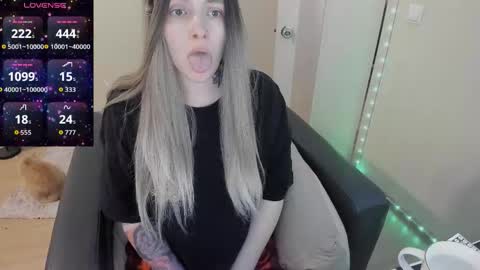 Polly online show from March 4, 2026, 7:25 am