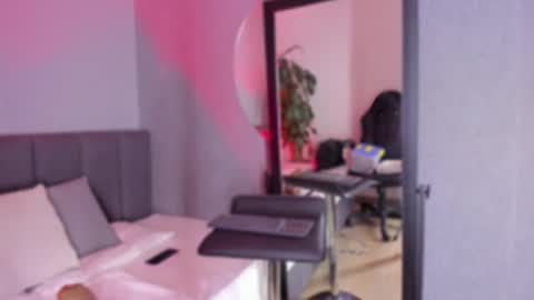 POLLY online show from February 17, 2025, 10:29 am