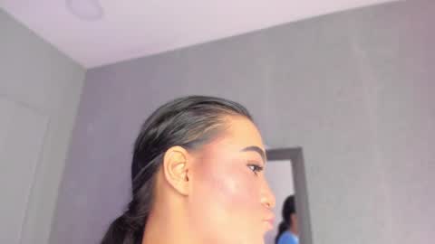 POLLY online show from September 15, 2025, 10:37 am