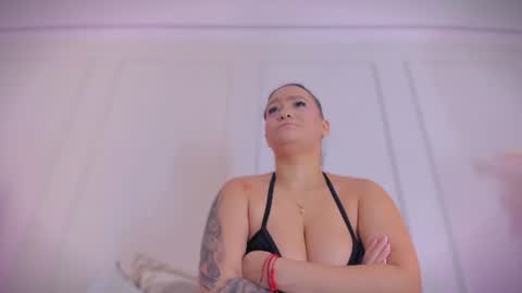 Snapshot of pollybabe_ chatting on July 16, 2026, 6:47 pm POLLY online show from July 16, 2026, 6:47 pm