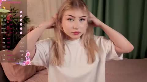 Anna online show from October 20, 2025, 5:46 pm