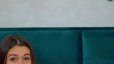 Polly online show from February 8, 2025, 10:19 pm