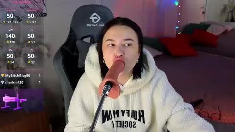 pollyshmidt online show from December 22, 2024, 3:55 am