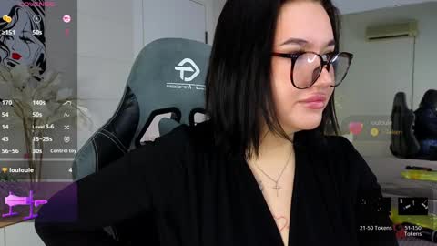 pollyshmidt online show from January 9, 2025, 3:36 am