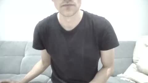 polsenos online show from October 3, 2025, 7:05 am