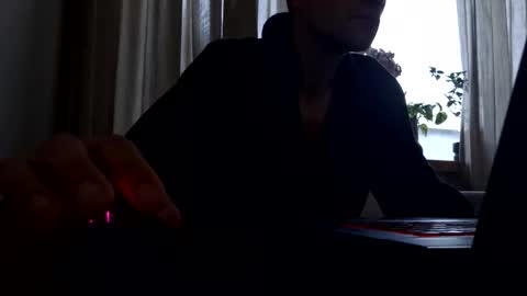 polsenos online show from November 20, 2025, 7:41 am