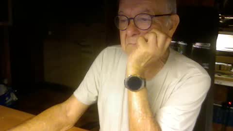 Snapshot of pomme1949 chatting on November 2, 2025, 3:58 pm pomme1949 online show from November 2, 2025, 3:58 pm