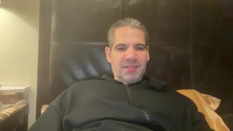 Snapshot of ponchynyc chatting on February 18, 2026, 10:50 pm PONCH online show from February 18, 2026, 10:50 pm