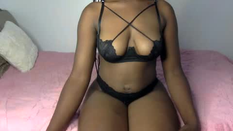 Snapshot of pookietalie23 chatting on July 13, 2026, 12:57 am pookie online show from July 13, 2026, 12:57 am