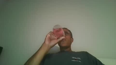 Snapshot of poolguy2496 chatting on October 11, 2025, 3:06 am poolguy2496 online show from October 11, 2025, 3:06 am