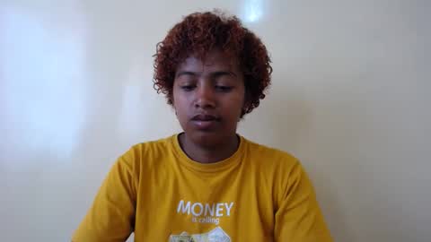 popetykely00 online show from December 24, 2024, 7:06 am