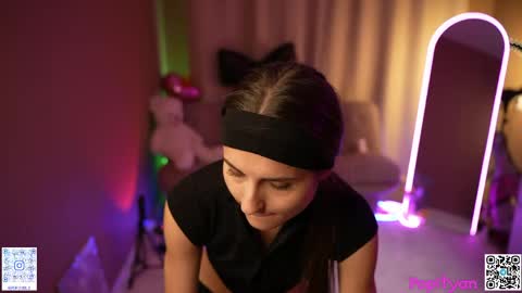 Louise  see you on December 1  at 2200 UTC3 online show from May 13, 2026, 9:06 am