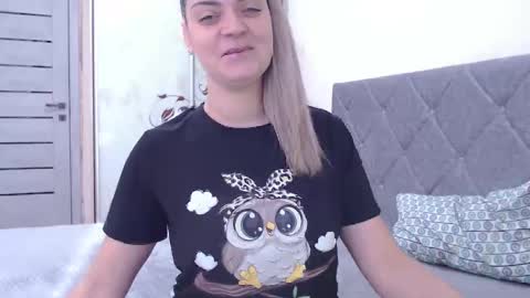 popkornmolli online show from February 16, 2025, 9:48 am