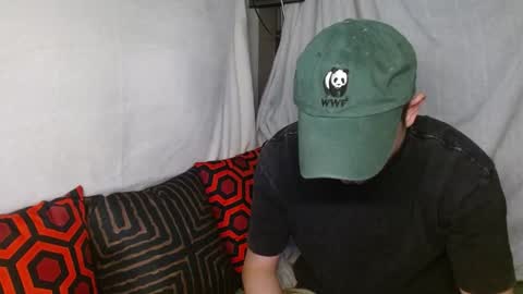 Snapshot of poppunk4life chatting on January 22, 2025, 4:13 am Kyle online show from January 22, 2025, 4:13 am