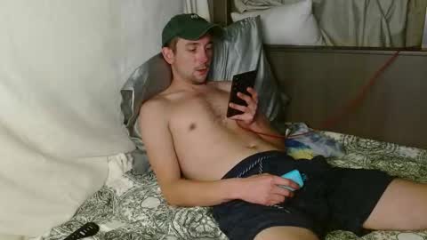 Snapshot of poppunk4life chatting on February 19, 2025, 5:38 am Kyle online show from February 19, 2025, 5:38 am