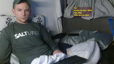 Snapshot of poppunk4life chatting on March 2, 2025, 2:30 am Kyle online show from March 2, 2025, 2:30 am