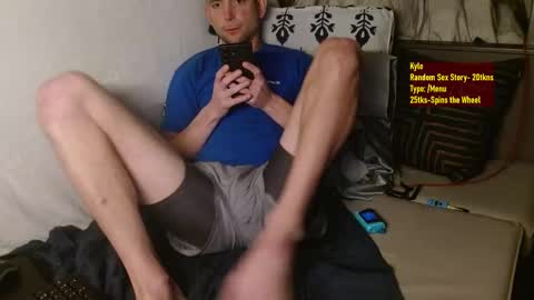 Snapshot of poppunk4life chatting on March 3, 2025, 10:17 am Kyle online show from March 3, 2025, 10:17 am