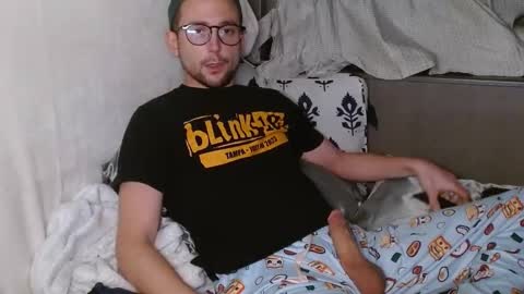 Snapshot of poppunk4life chatting on March 11, 2025, 8:09 am Kyle online show from March 11, 2025, 8:09 am