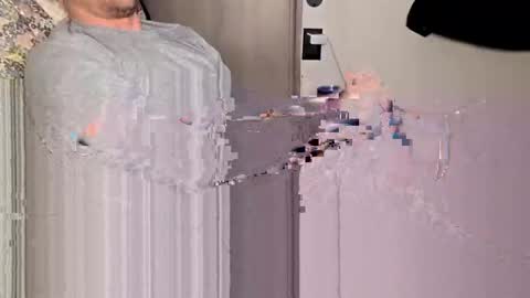 Snapshot of poppunk4life chatting on October 10, 2025, 9:41 am Kyle online show from October 10, 2025, 9:41 am