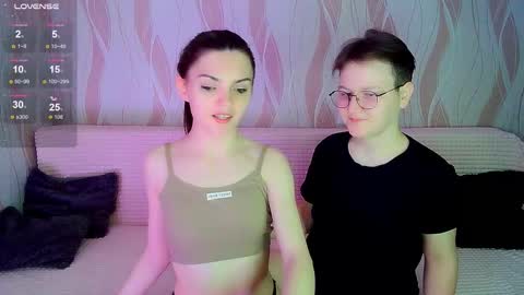 Ana and Tati online show from October 14, 2025, 7:25 pm