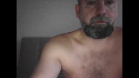 Snapshot of porw23 chatting on December 15, 2025, 6:28 am porw23 online show from December 15, 2025, 6:28 am