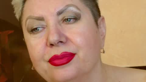 Snapshot of posh_lady chatting on January 25, 2025, 1:43 am LADY POSH online show from January 25, 2025, 1:43 am