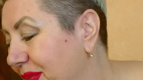 Snapshot of posh_lady chatting on January 30, 2025, 10:19 pm LADY POSH online show from January 30, 2025, 10:19 pm