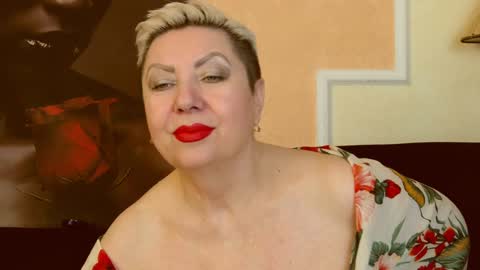 Snapshot of posh_lady chatting on January 31, 2025, 9:48 pm LADY POSH online show from January 31, 2025, 9:48 pm
