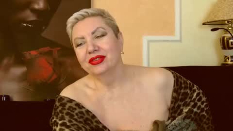 Snapshot of posh_lady chatting on February 21, 2025, 2:28 am LADY POSH online show from February 21, 2025, 2:28 am