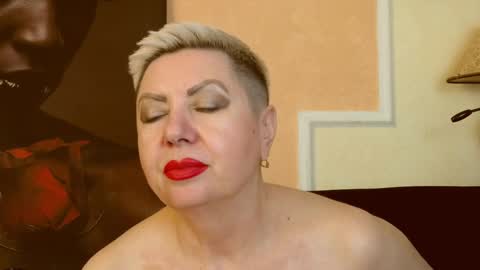 Snapshot of posh_lady chatting on March 8, 2025, 6:21 am LADY POSH online show from March 8, 2025, 6:21 am