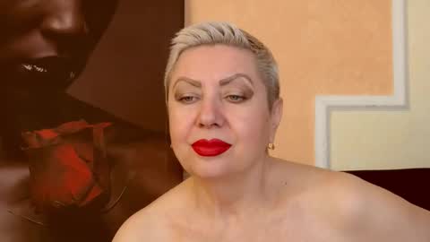 Snapshot of posh_lady chatting on October 23, 2025, 9:13 pm LADY POSH online show from October 23, 2025, 9:13 pm